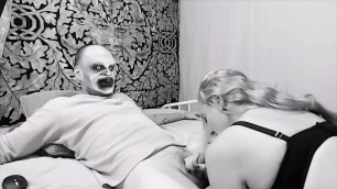 Zombie gets his cock sucked for Halloween&excl;