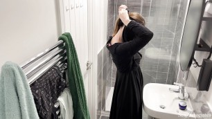 OMG!!! Hidden cam in AIRBNB apartment caught muslim arab girl in hijab taking shower and masturbate